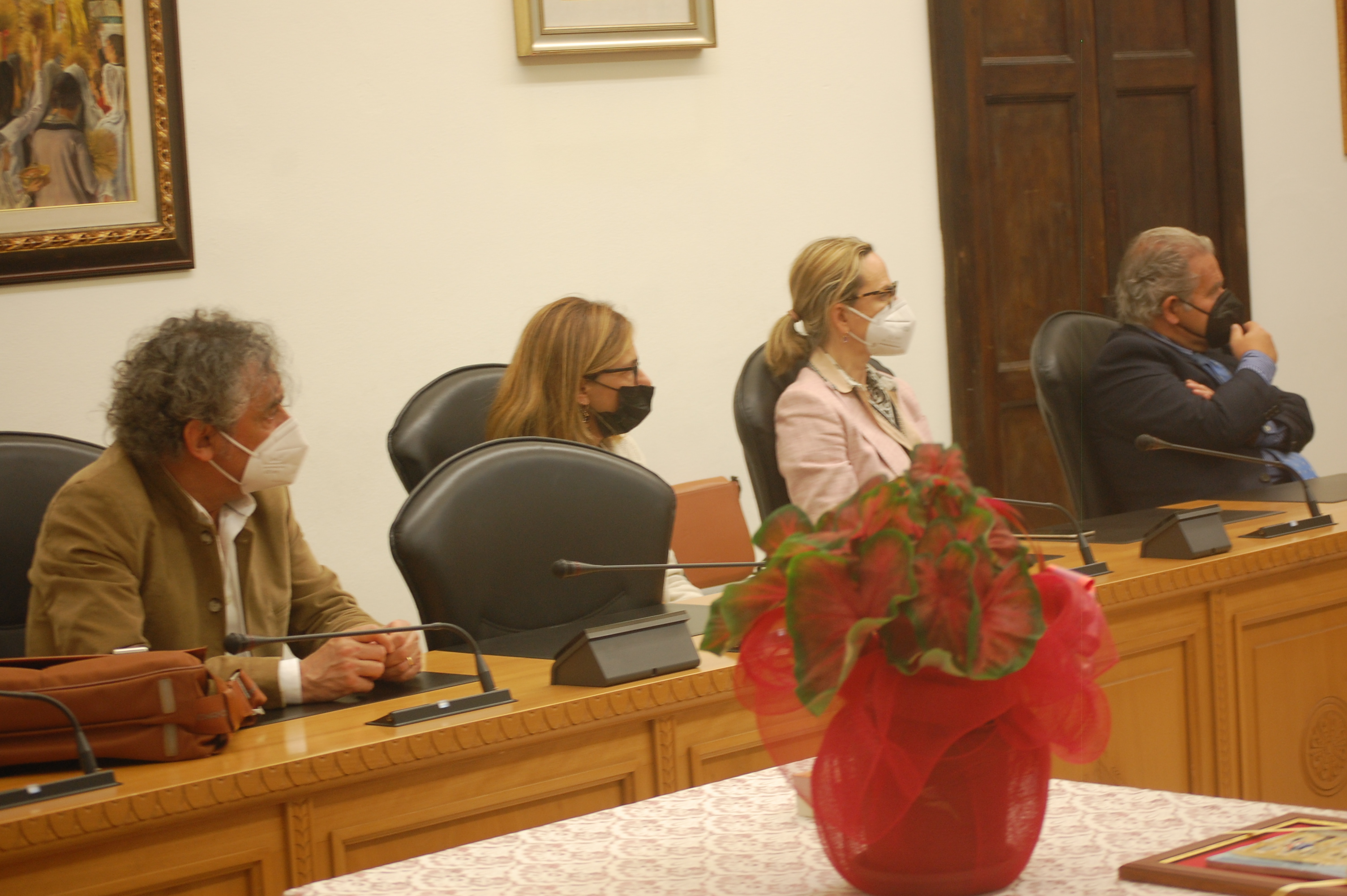 Da sinistra: il dirigente Antonio Ninni Pillai, il capo di gabinetto Alessandra Orr&ugrave;, la dirigente Simonetta Negrini e il direttore generale Aldo Urru