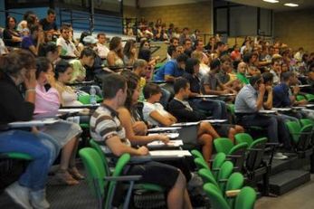 Monserrato. I protagonisti del cambiamento, studentesse e studenti in Cittadella