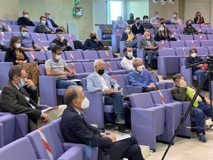 Cagliari. Una fase dei lavori della terza conferenza sulla ricerca del Dicaar