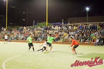 Cagliari. La sede del torneo di calcetto per i 400 anni: l'immagine risale a una combattuta finale di Ateneika, fiore all'occhiello del Cus