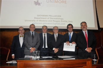 Accademici della medicina. Nella foto, che risale al 2019, il professor Carta &egrave; terzo da sinistra