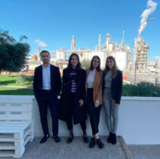 Le studentesse e lo studente che partecipano al progetto con la Fluorsid (foto Flulorsid)