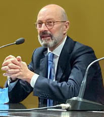 Il professor Gianni Fenu, prorettore vicario dell'ateneo cagliaritano