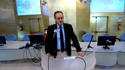 Luciano Colombo, ordinario di Fisica teorica della materia