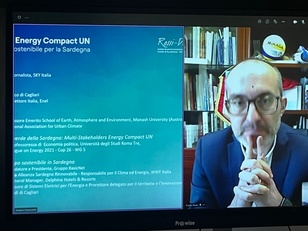 Paolo Truzzu durante l'intervento al dibattito