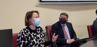 L'intervento di Marina. Al suo fianco il professor Mola
