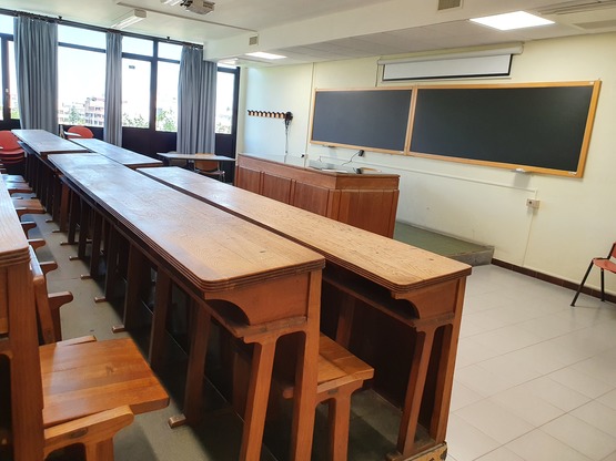 Aula R