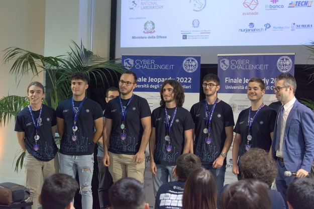 Il dream team. Da sinistra, Federico Dal Pio  Luogo, Samuele Atzori, Diego Soi, Lorenzo Siriu, Simone Cocco, Leonardo Dess&igrave; e Davide Maiorca
