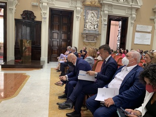 Dal basso Andrea Sorgia, Giangiacomo Ibba, Marco Santoru e la professoressa Loredana Lucarelli