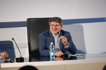 Il Rettore Francesco Mola durante il suo intervento