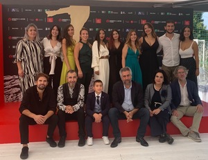 Foto di gruppo prima della proiezione