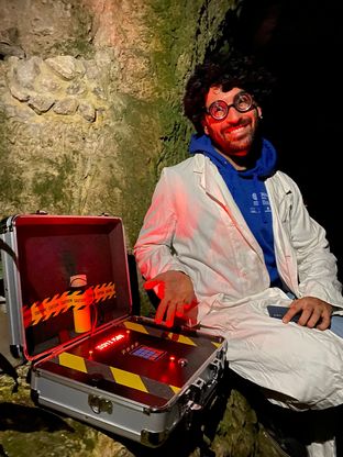 Marco Casto (Crea UniCa) nelle vesti dello scienziato pazzo