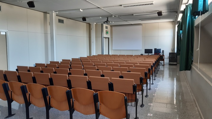 Aula 102 | Blocco F