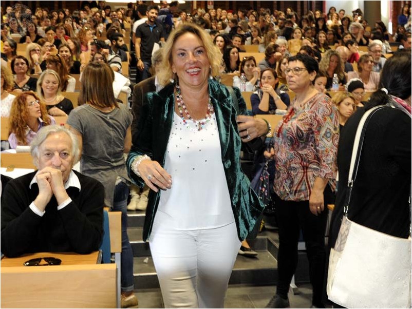 L'arrivo della prof.ssa Lucangeli nell'Aula Capitini
