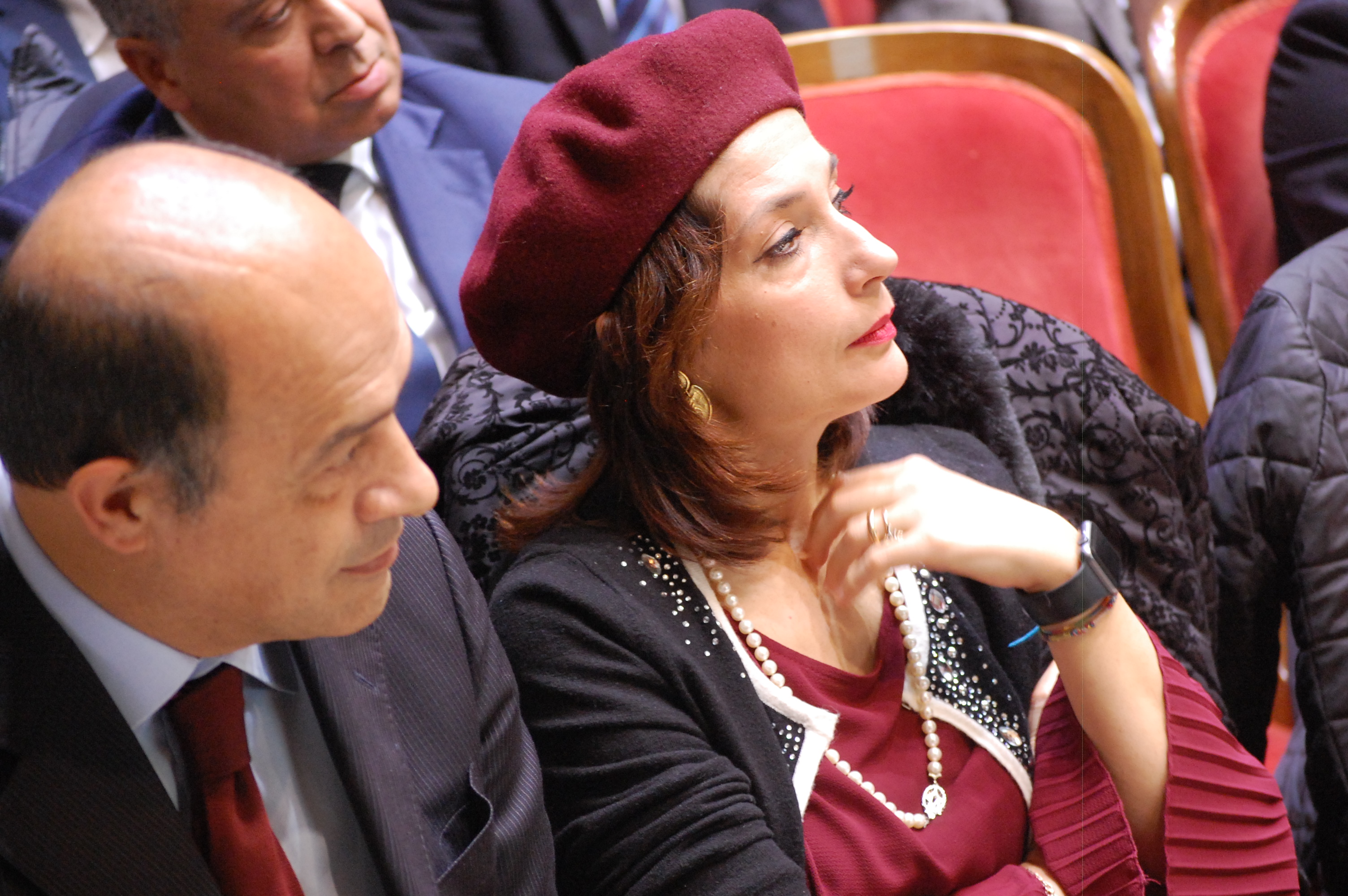 Agostino Cical&ograve; (Presidente della Camera di Commercio di Nuoro) e Maria Carmela Folchetti (Confartigianato)