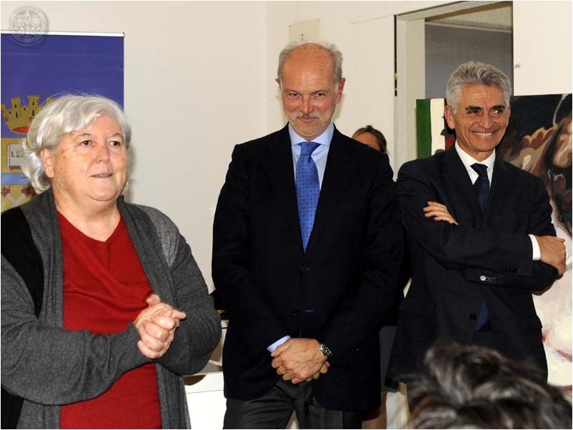 Rettore, D'Angelo e Dispenza durante la consegna del dipinto