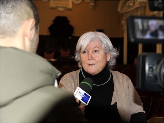 Il Rettore Del Zompo intervistata da Graziano Pintus per il TG della RAI