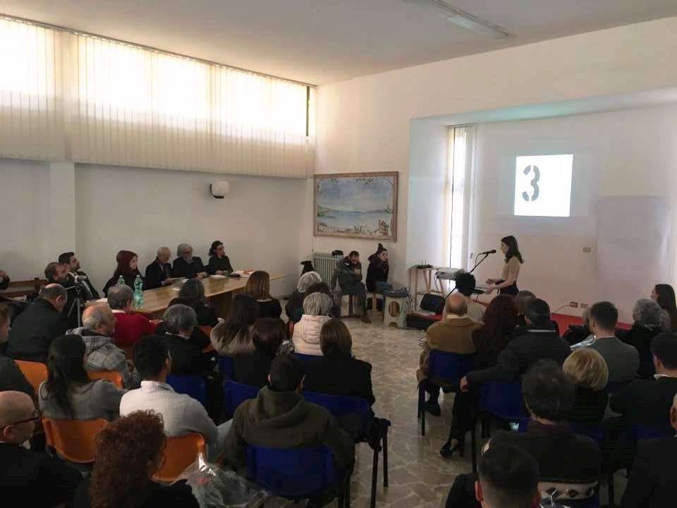 Discussione delle tre tesi di laurea in Architettura per il progetto "Fuori Luogo"