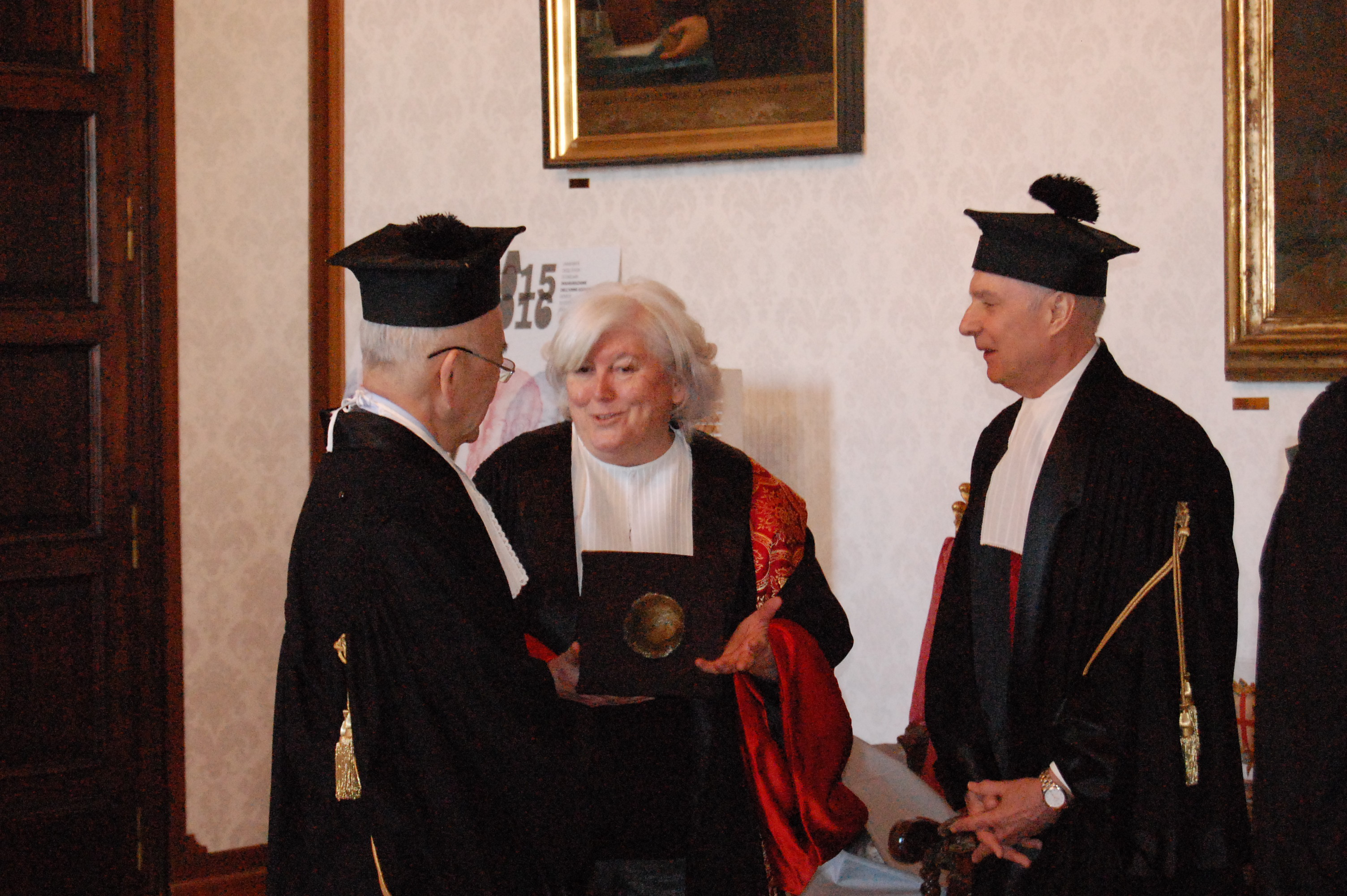 Il Rettore conversa con i professori Cheng e Matyus prima della cerimonia